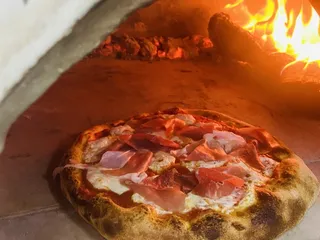 Marina’s Artisan Pizza