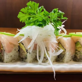 Yellowtail Delight Roll