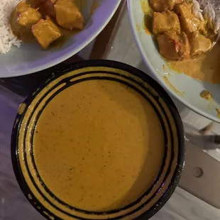 The 9 small pieces of chicken tikka masala for $16, the rest is sauce in the container.