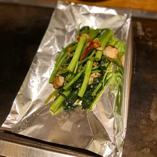 Ong choy with scallops