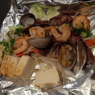 Korokoro Steak & Seafood Combo