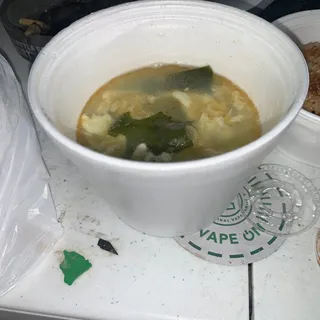 Egg and Seaweed Soup