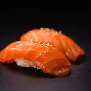 Salmon with truffle soy and sesame seeds