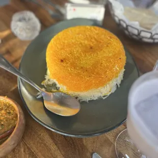 Saffron rice tahdig