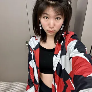 Annie Z.