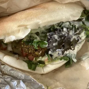 Falafel pita