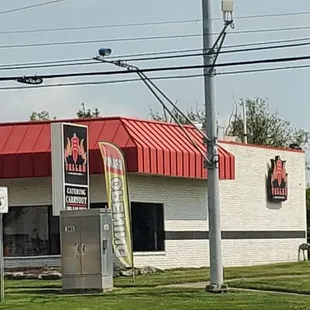 This Business on the corner of Romeo Plank /22 Mile Rd. will be torn down for traffic expansion of 4 lanes and a roundabout soon.  8/30/2024