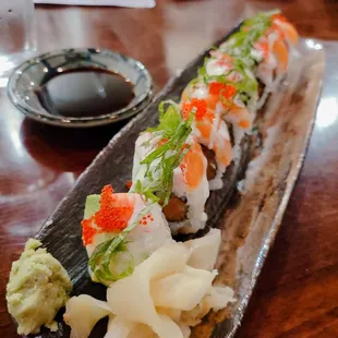 sushi and sashimi, sashimi, sushi, food