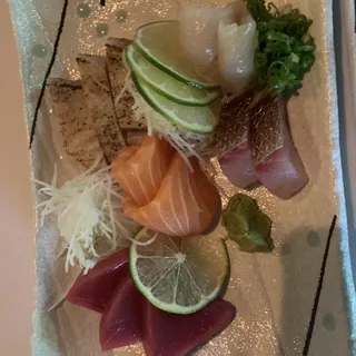 12 Pieces Sashimi Appetizer