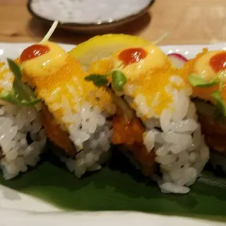 Spicy Salmon Roll