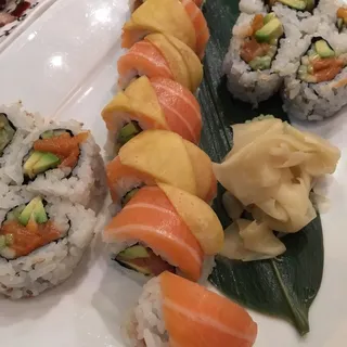Spicy Salmon Roll