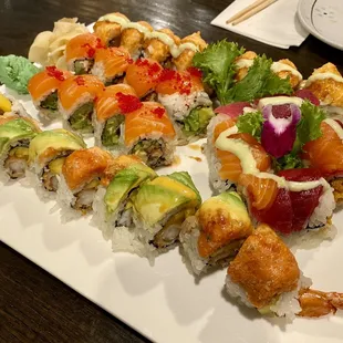 12. Paradise Roll, 11. Ocean Roll, 27. Gold Fish Roll, 9. Pink Dragon Roll