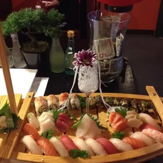 Yama Love Boat