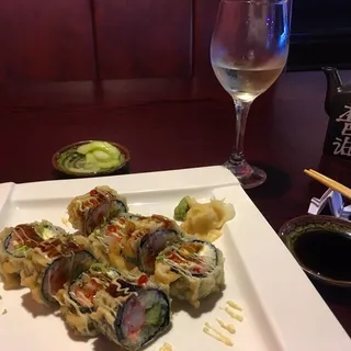 Red Moon Roll