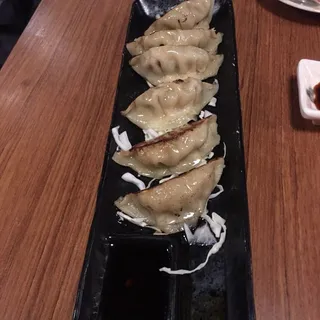 6 Piece Gyoza