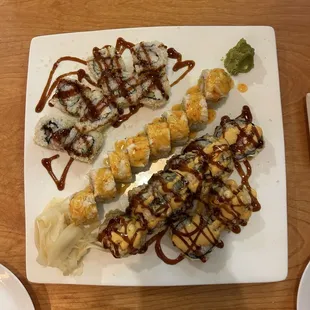 Baltimore Roll B Angry Dragon Roll Snow Mountain Roll