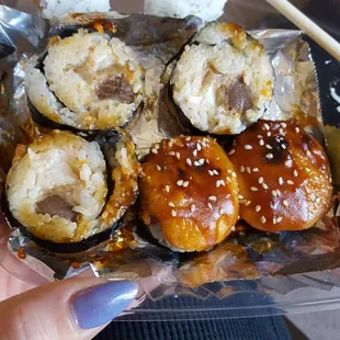 Do not order sushi from here. I just had this awful dynamite roll delivered to me. Really gross, should not have even tried it, but I did.