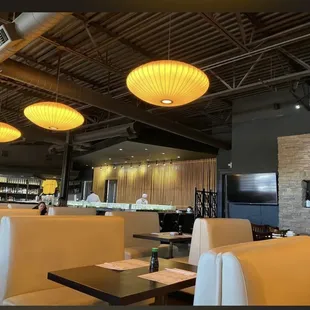 sushi and sashimi, interior