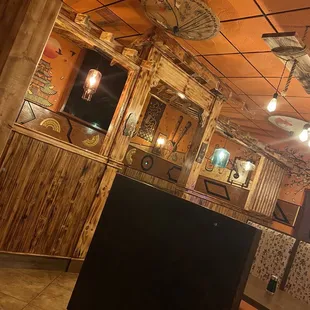 Inside Decor