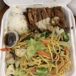 chicken teriyaki + veggie yakisoba combo!