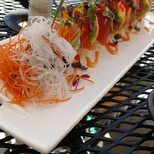 Hamachi Special Roll