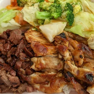 #11 Beef and chicken veggie plate