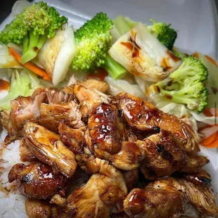 Large chicken veggie - always served fresh.