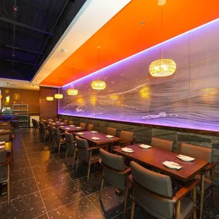 sushi and sashimi, interior