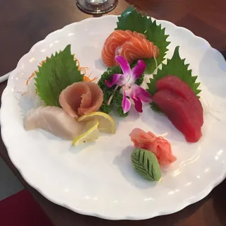 Sushi and Sashimi Lunch Combo Special