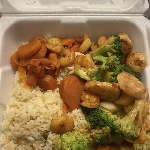 Shrimp and scallops