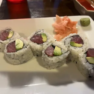 Tuna and Avocado roll