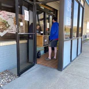 Order to go from window.. to go only