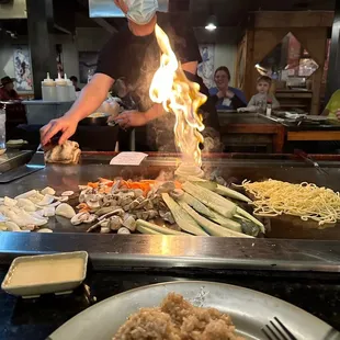 Hibachi table