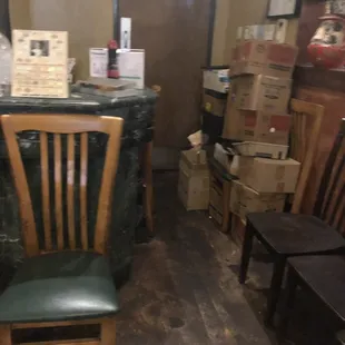 Where you sit while you wait to be seated