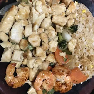 My wife got the chicken and shrimp combo. It was a lot of food and she said it was fantastic. The entrees are always hot and fresh here.