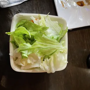 Green leaf salad
