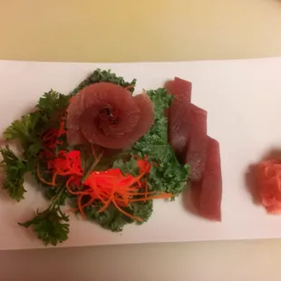 tuna sashimi