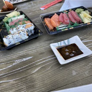 Sashimi Dinner and Sashimi &quot;a la carte&quot;