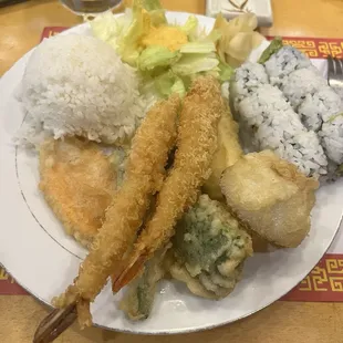 L17 shrimp and vegetable tempura and a California roll.