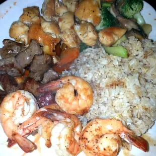 Imperial Hibachi Combo w steak, shrimp n chicken