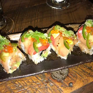 Hamachi Lover Roll