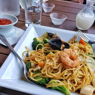 Seafood Yakisoba