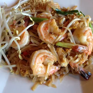 Pad Thai *