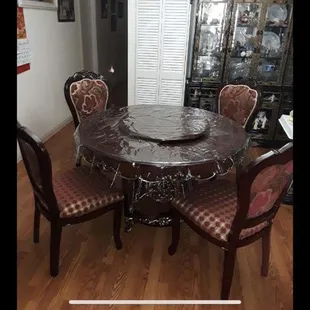 Dinning table