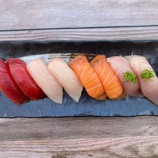 8pc Sushi Special