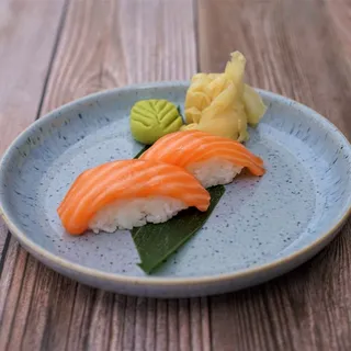 Salmon Sushi