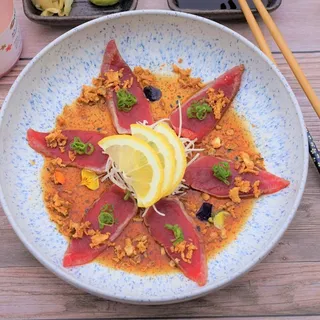 Garlic Tuna Tataki Special