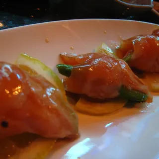 Yanagi Salmon Sashimi