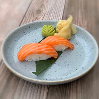 Salmon Sushi