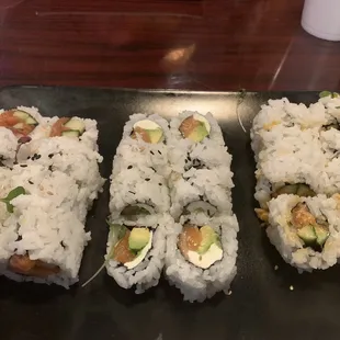 Spicy Salmon Roll